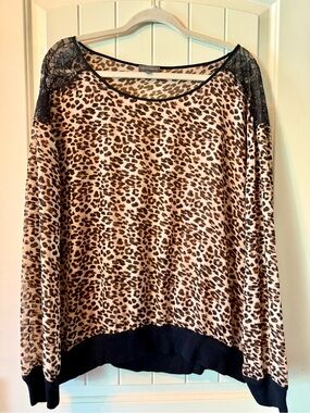 Vince Camuto Leopard Print Long Sleeve Top with Black Lace Accents - XL